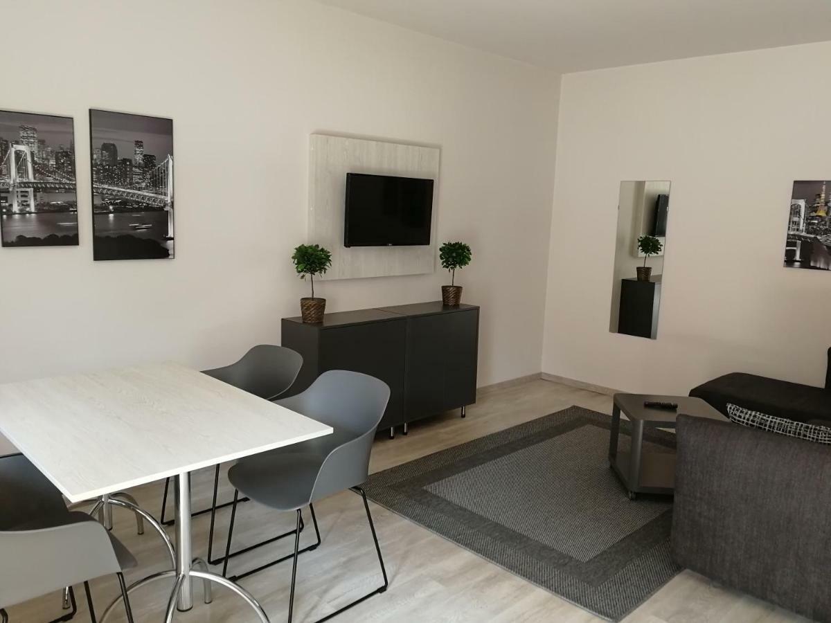 Apartament Ovar Apartman Mosonmagyaróvár Zewnętrze zdjęcie