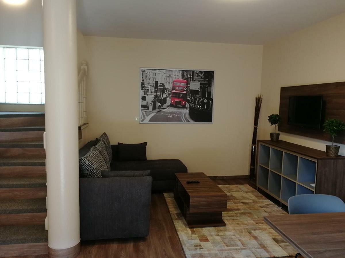 Apartament Ovar Apartman Mosonmagyaróvár Zewnętrze zdjęcie